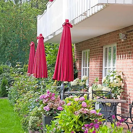 Amethyst Garni Lueneburg Inklusive Parkplatz Hotel